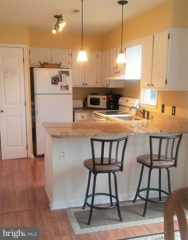 6029 SUNSET RIDGE CT, Centreville, VA 20121