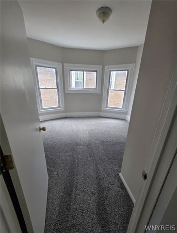 157 14th Street Upper front, Buffalo, NY 14213