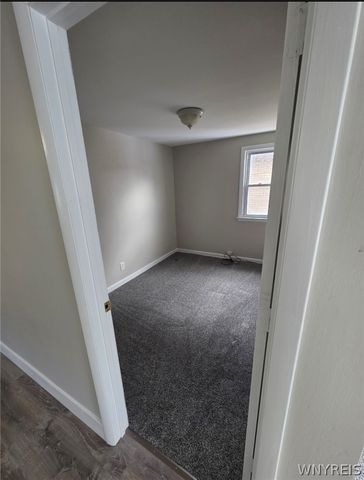 157 14th Street Upper front, Buffalo, NY 14213