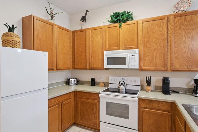 1103 GRAN BAHAMA BOULEVARD, Davenport, FL 33897