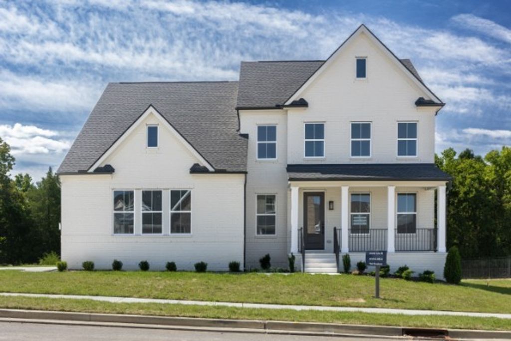 463 Tomlinson Pointe Dr, Mount Juliet, TN 37122