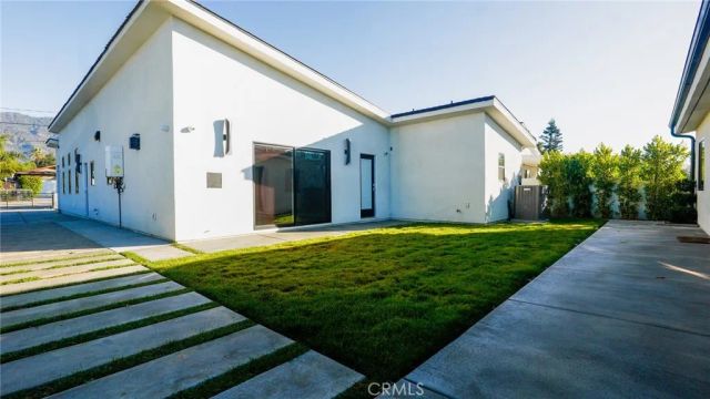 422 Almond, Monrovia, CA 91016