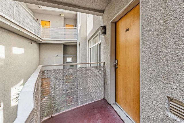 602 W Fir St 201, San Diego, CA 92101