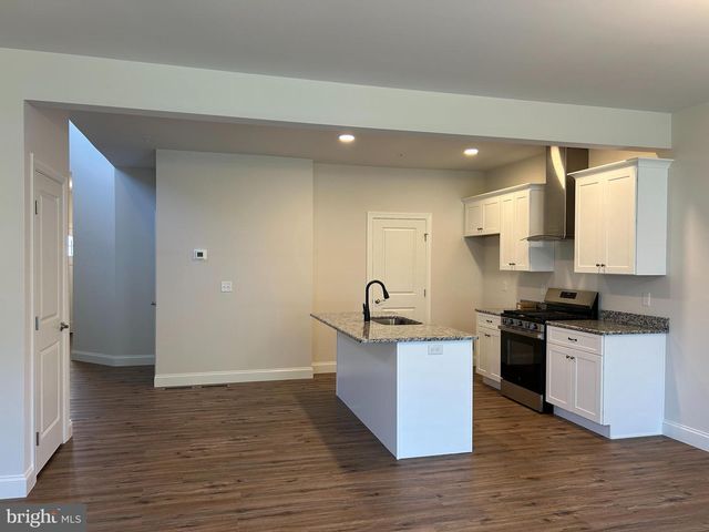 134 MAGNOLIA DR, Middletown, PA 17057