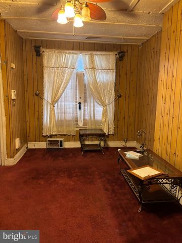 826 STATE ST, Camden, NJ 08103