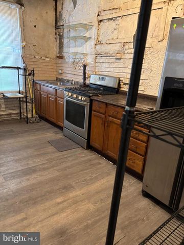 826 STATE ST, Camden, NJ 08103