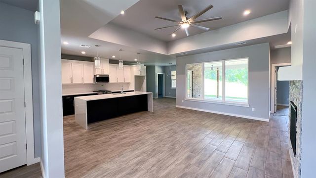 17611 Natalie Court, Choctaw, OK 73020