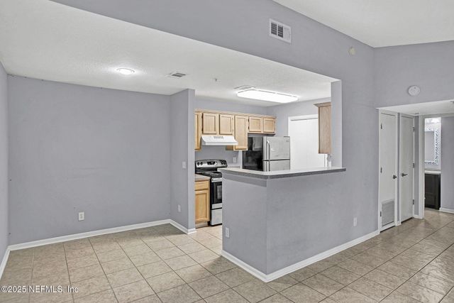 7701 TIMBERLIN PARK Boulevard 836, Jacksonville, FL 32256