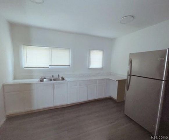 2491-2493 Calvert Avenue, Detroit, MI 48206
