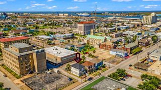 811 24th Street, Galveston, TX 77550