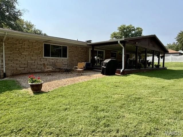 12216 CHERYL Court, St Louis, MO 63128