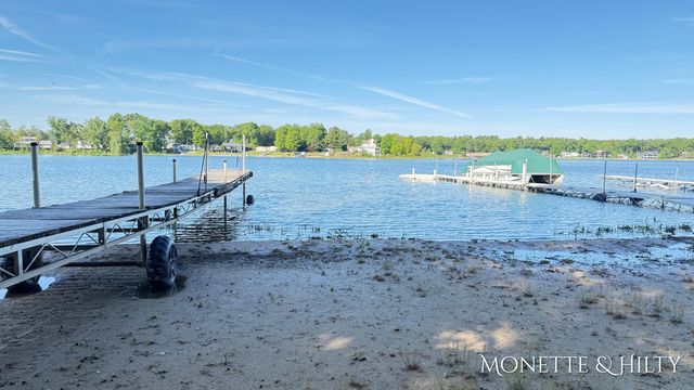 2550 Cove Road, Dalton Twp, MI 49457