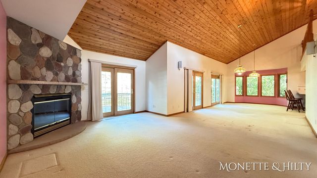 2550 Cove Road, Dalton Twp, MI 49457