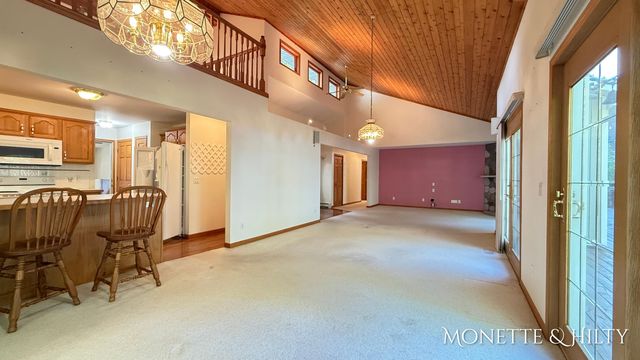 2550 Cove Road, Dalton Twp, MI 49457