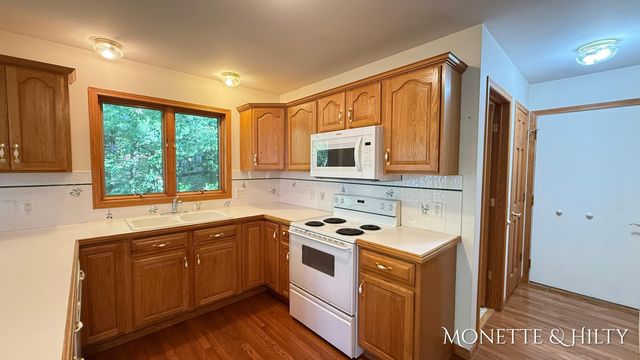 2550 Cove Road, Dalton Twp, MI 49457