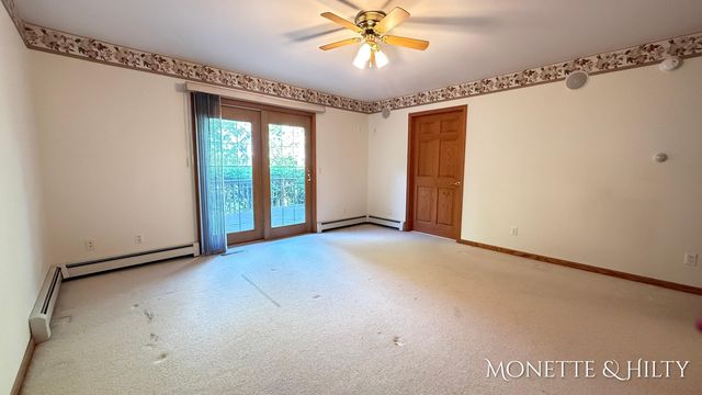 2550 Cove Road, Dalton Twp, MI 49457