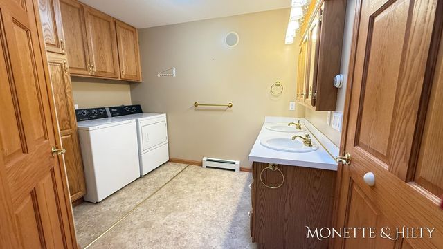 2550 Cove Road, Dalton Twp, MI 49457
