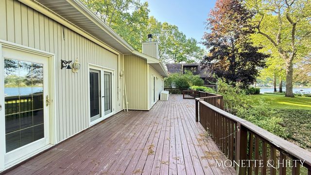 2550 Cove Road, Dalton Twp, MI 49457
