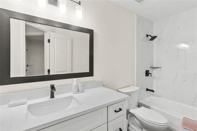 7574 ANTEBELLUM Lane, Riverdale, GA 30274