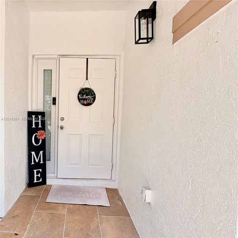 9020 NW 38th Dr 5, Coral Springs, FL 33065