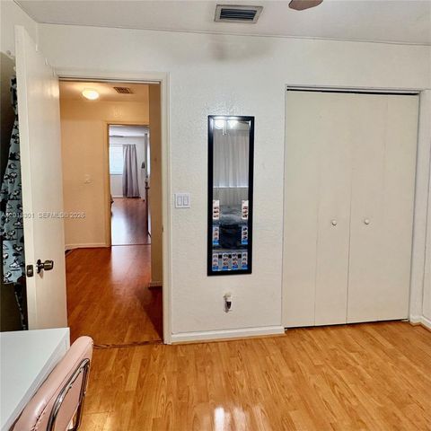 9020 NW 38th Dr 5, Coral Springs, FL 33065