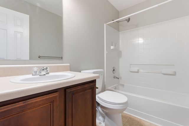 5681 Dory Dr, Antioch, TN 37013