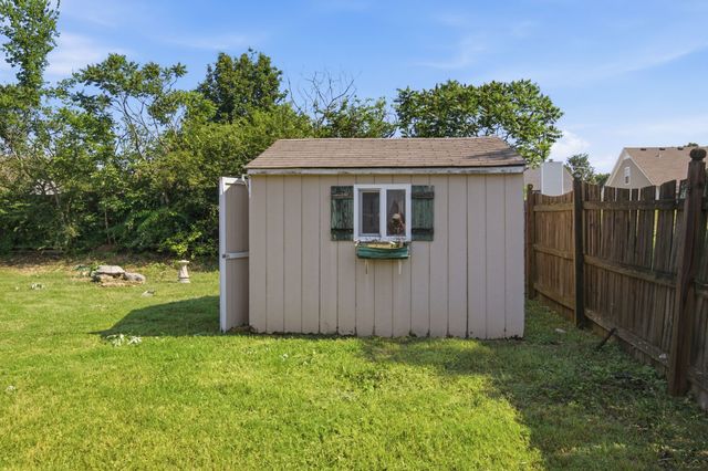 5681 Dory Dr, Antioch, TN 37013