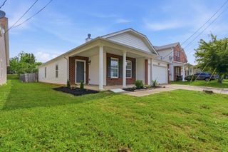 5681 Dory Dr, Antioch, TN 37013
