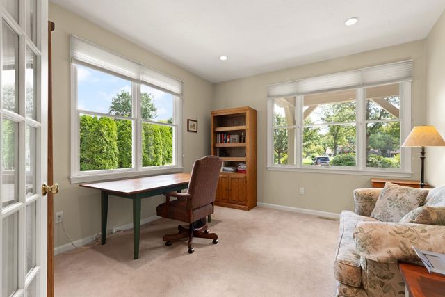 231 Nobscot Rd 231, Sudbury, MA 01776