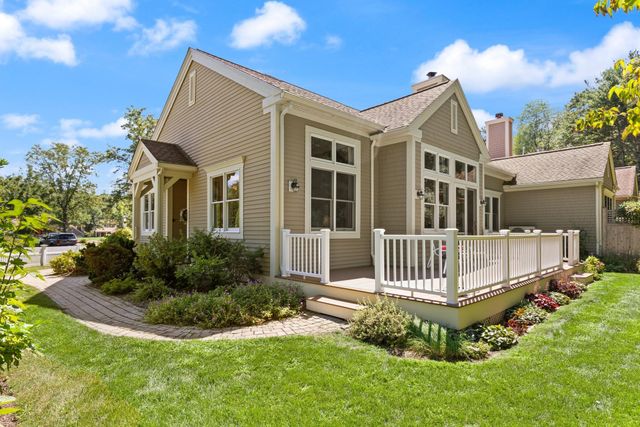 231 Nobscot Rd 231, Sudbury, MA 01776