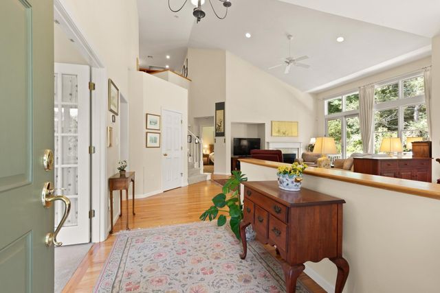 231 Nobscot Rd 231, Sudbury, MA 01776