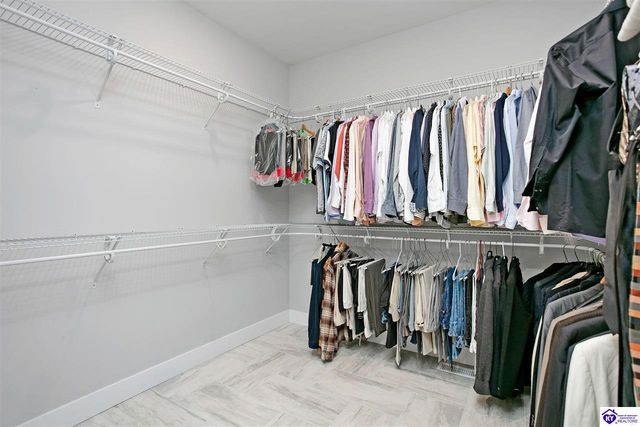 400 Ashwood Avenue, Elizabethtown, KY 42701