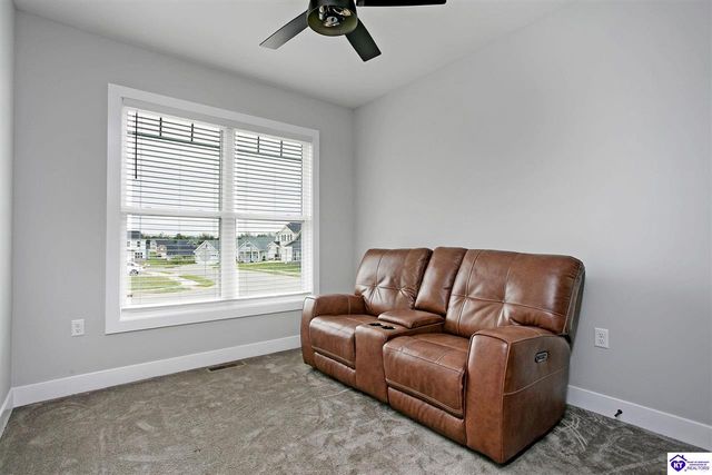 400 Ashwood Avenue, Elizabethtown, KY 42701