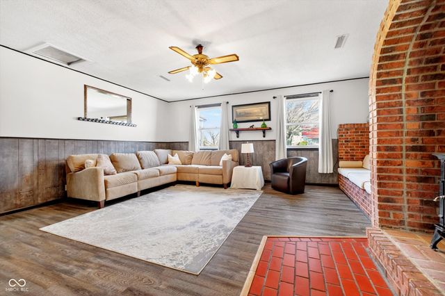 9348 E State Road 240, Coatesville, IN 46121