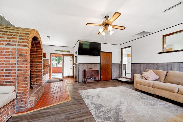 9348 E State Road 240, Coatesville, IN 46121