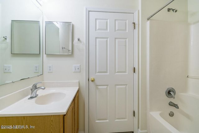 10550 AUTUMN TRACE Road, Jacksonville, FL 32257