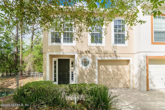 10550 AUTUMN TRACE Road, Jacksonville, FL 32257