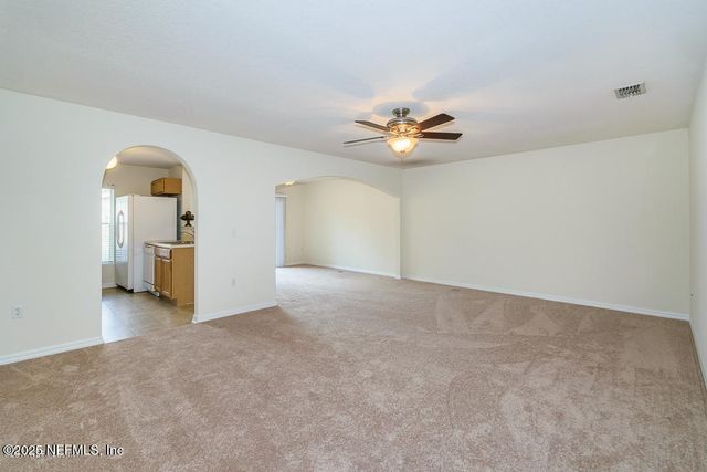 10550 AUTUMN TRACE Road, Jacksonville, FL 32257