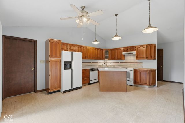 12774 N Oakhaven Drive, Camby, IN 46113