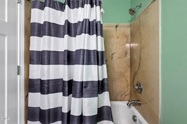 1896 Old Route 22, Kenly, NC 27542