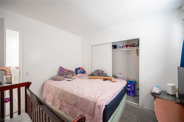 2937 Stewart Avenue, Las Vegas, NV 89101