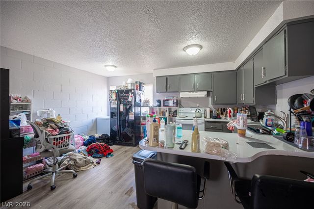 2937 Stewart Avenue, Las Vegas, NV 89101