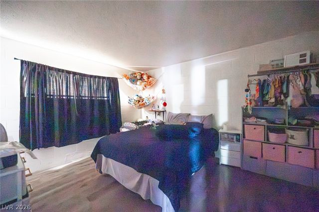2937 Stewart Avenue, Las Vegas, NV 89101