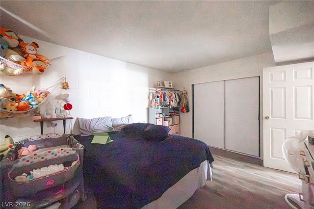 2937 Stewart Avenue, Las Vegas, NV 89101