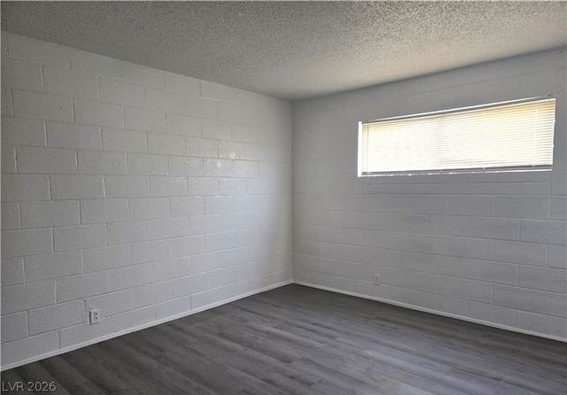 2937 Stewart Avenue, Las Vegas, NV 89101