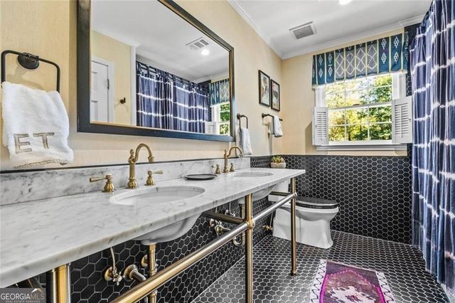521 Heyward Circle NW, Marietta, GA 30064