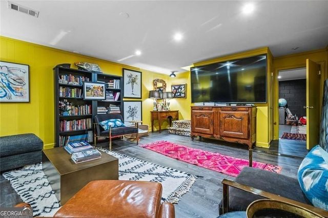 521 Heyward Circle NW, Marietta, GA 30064