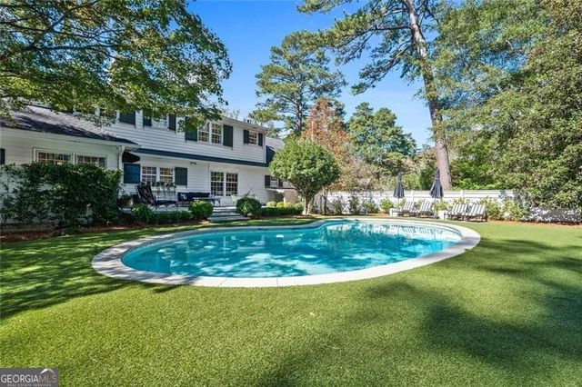 521 Heyward Circle NW, Marietta, GA 30064