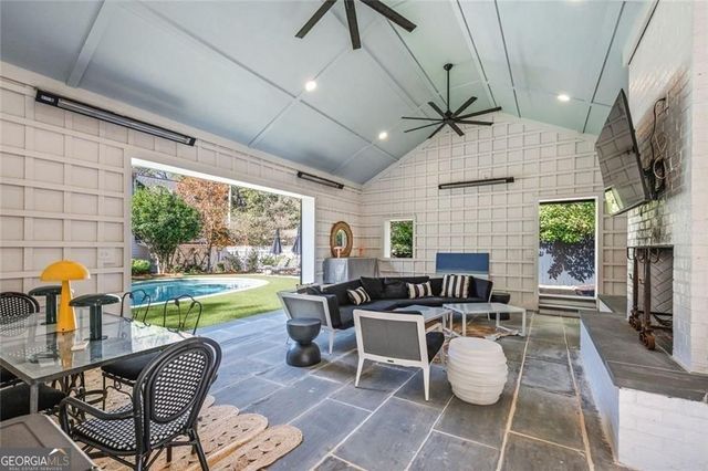 521 Heyward Circle NW, Marietta, GA 30064