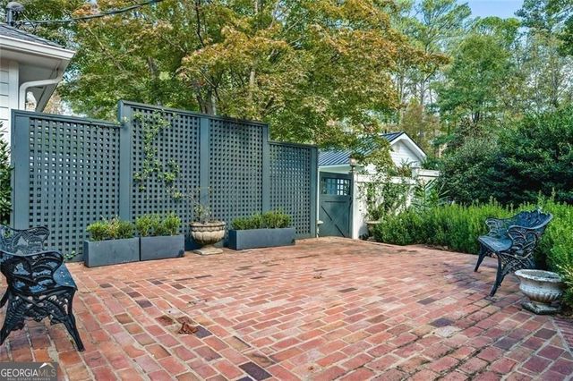 521 Heyward Circle NW, Marietta, GA 30064